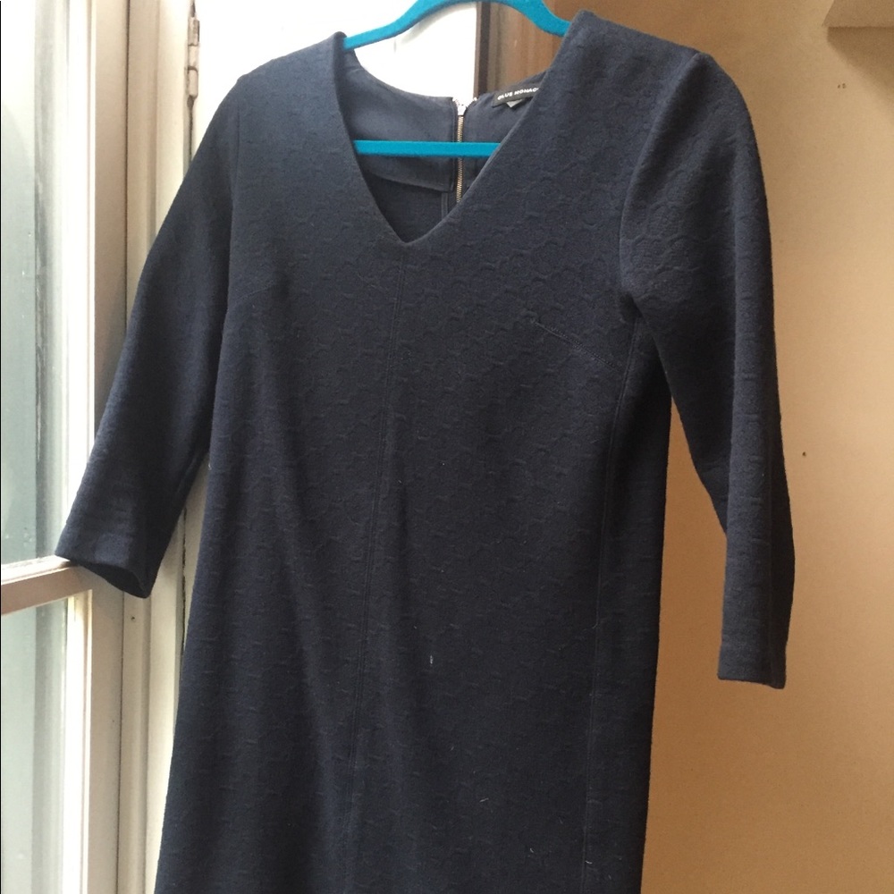 Gorgeous Club Monaco navy blue sweater dress